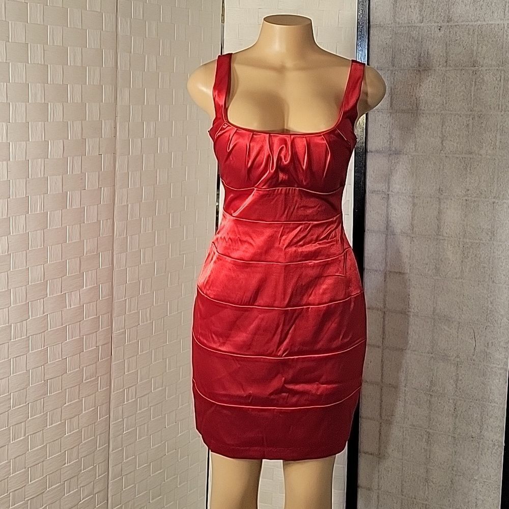 BISOU BISOU SQUARE NECKLINE SLEEVELESS PENCIL DRESS - Picture 3 of 13